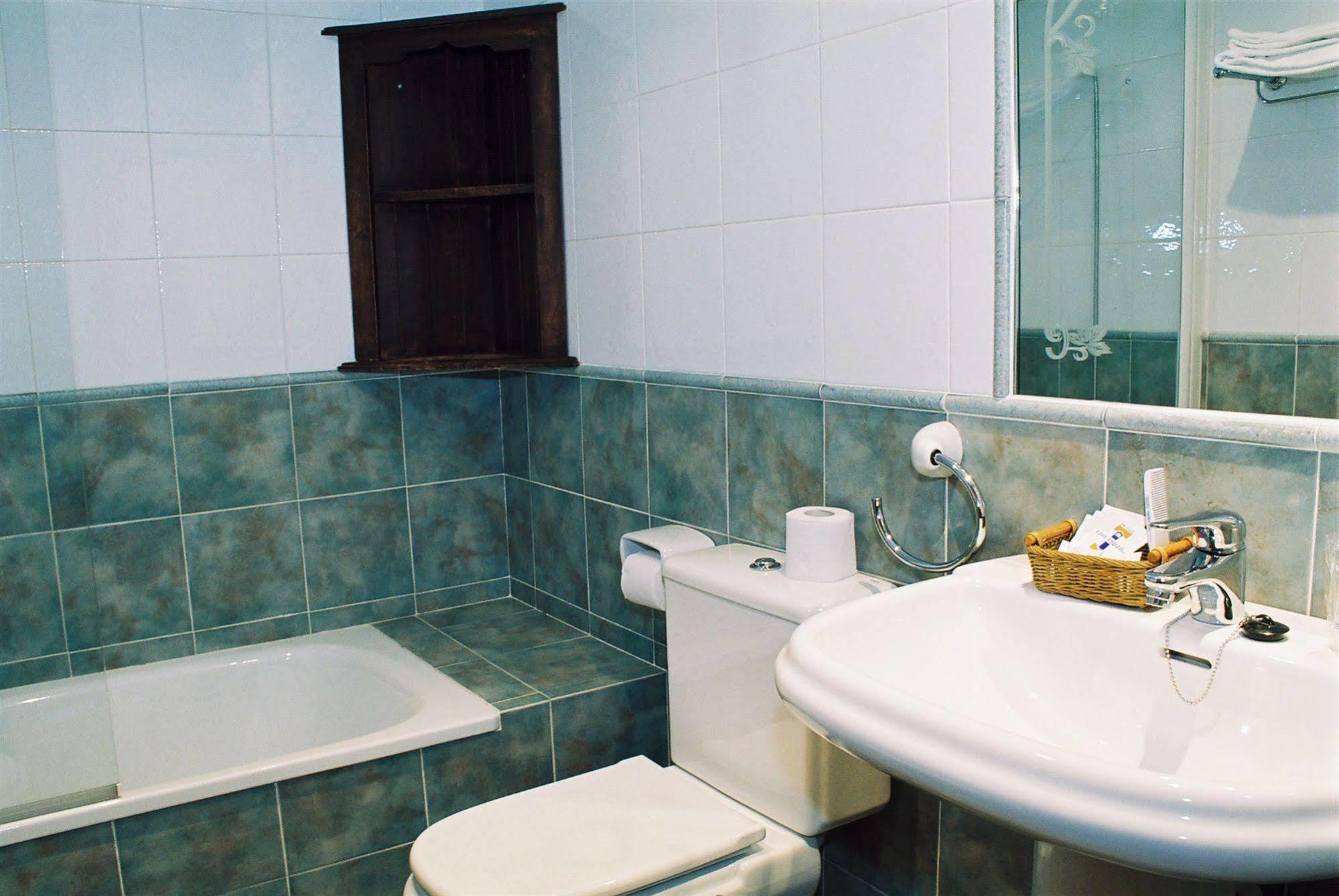 Hotel El Conventin Villaviciosa (Asturias) Bagian luar foto