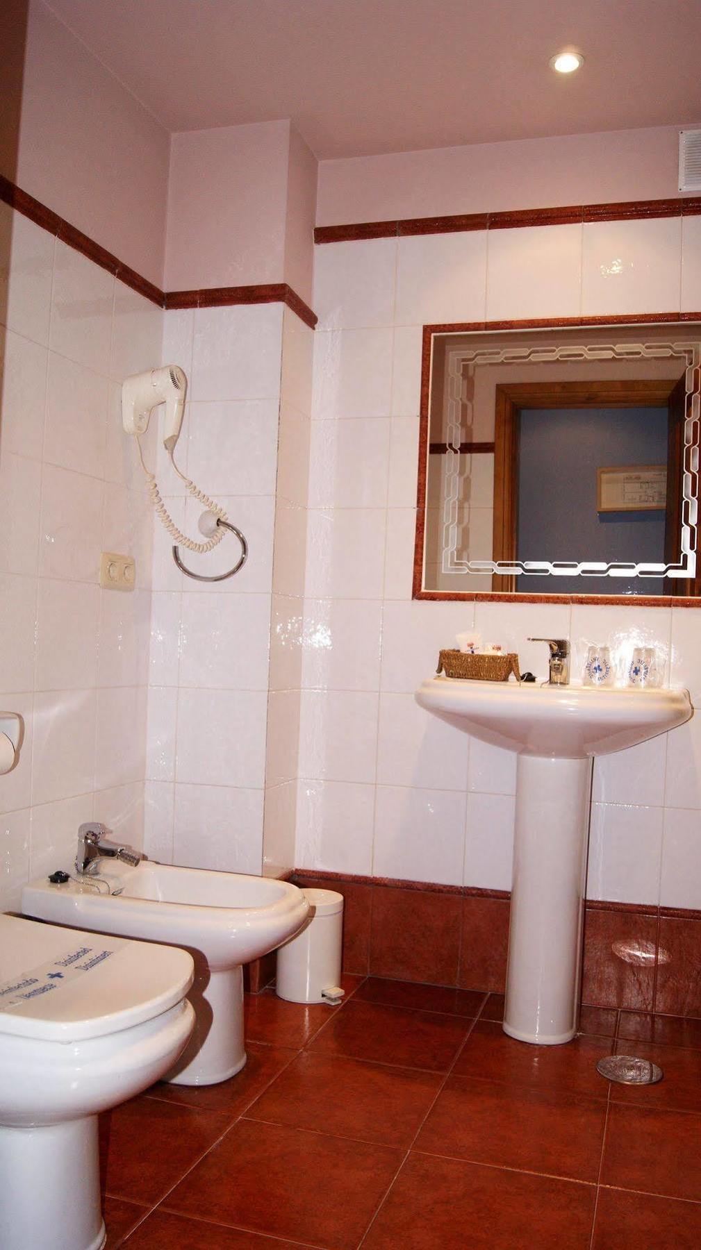 Hotel El Conventin Villaviciosa (Asturias) Bagian luar foto