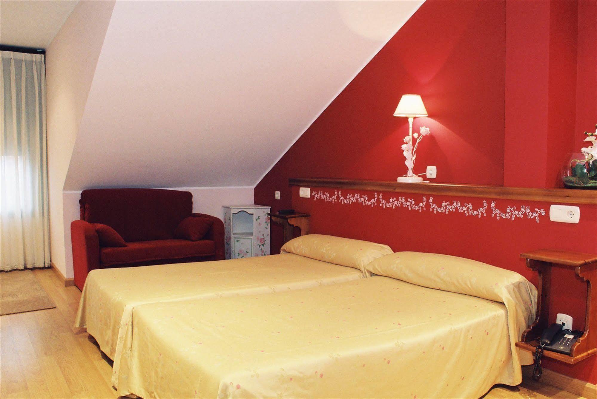 Hotel El Conventin Villaviciosa (Asturias) Bagian luar foto